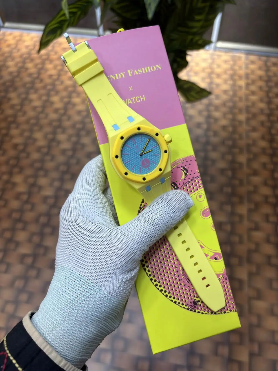AP SWATC_H X ROYAL POP WITH BOX & SILICON STRAP GREEN YELLOW