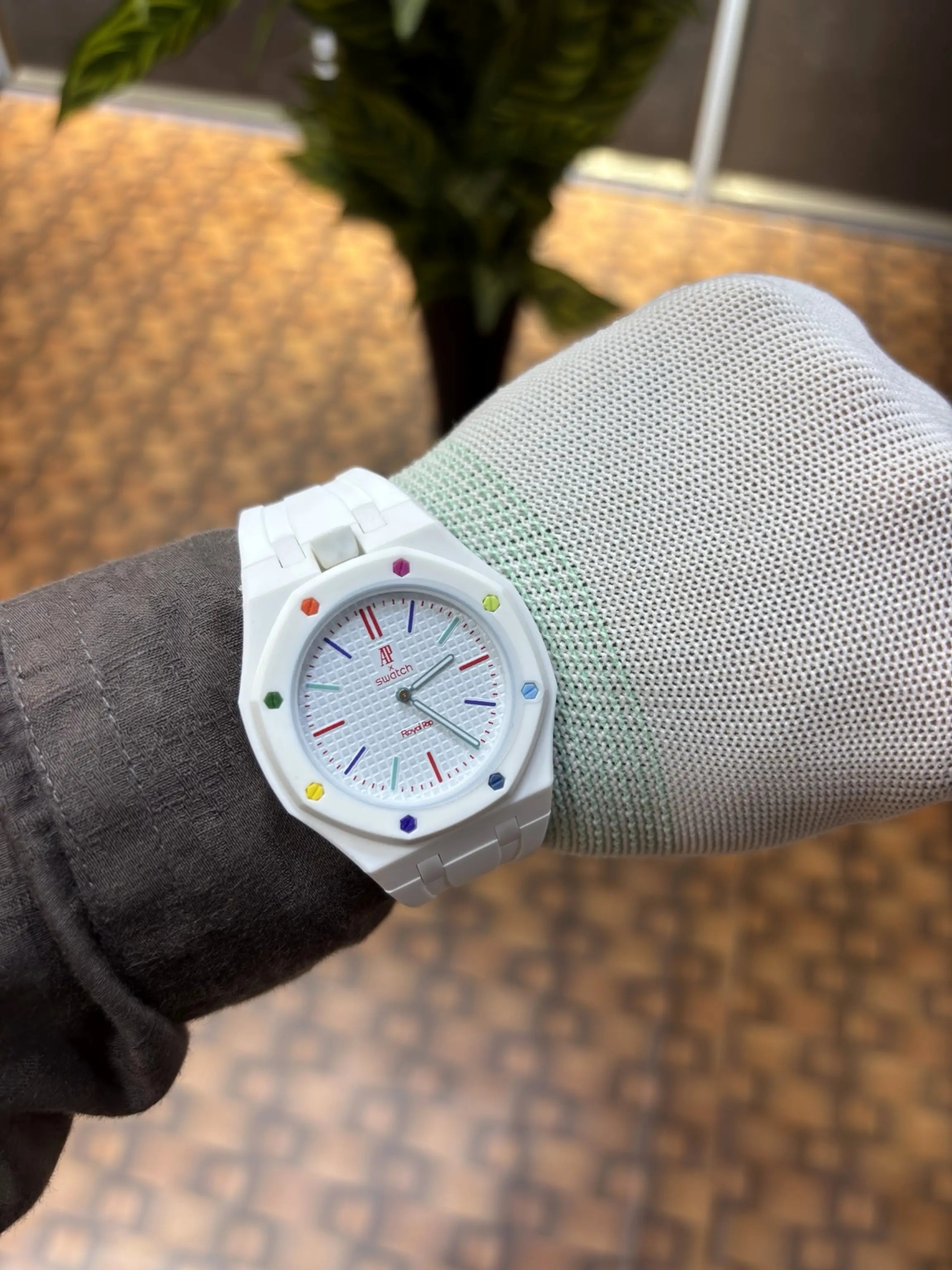 AP SWATC_H X ROYAL POP WITH BOX & SILICON STRAP WHITE