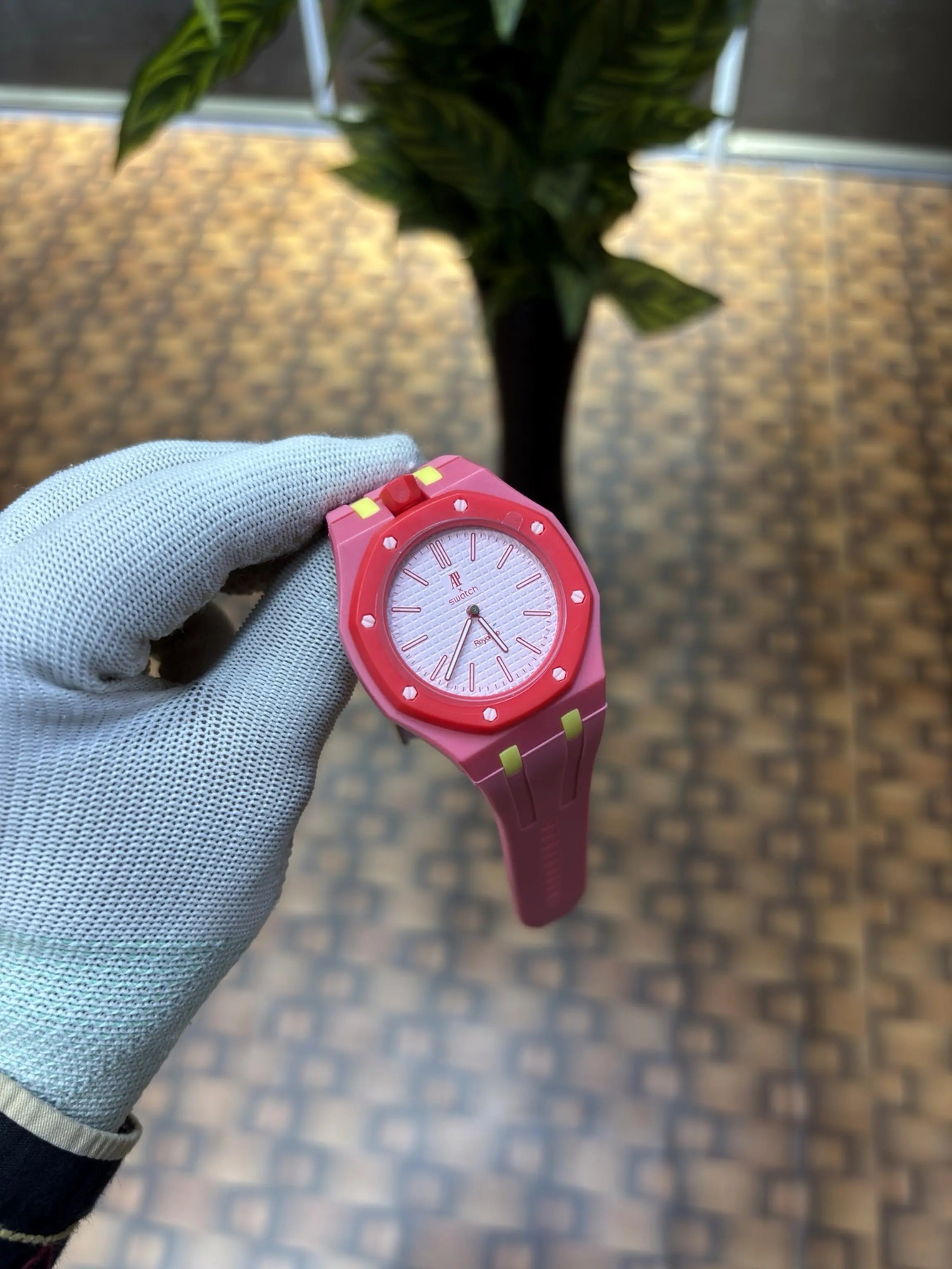 AP SWATC_H X ROYAL POP WITH BOX & SILICON STRAP PINK