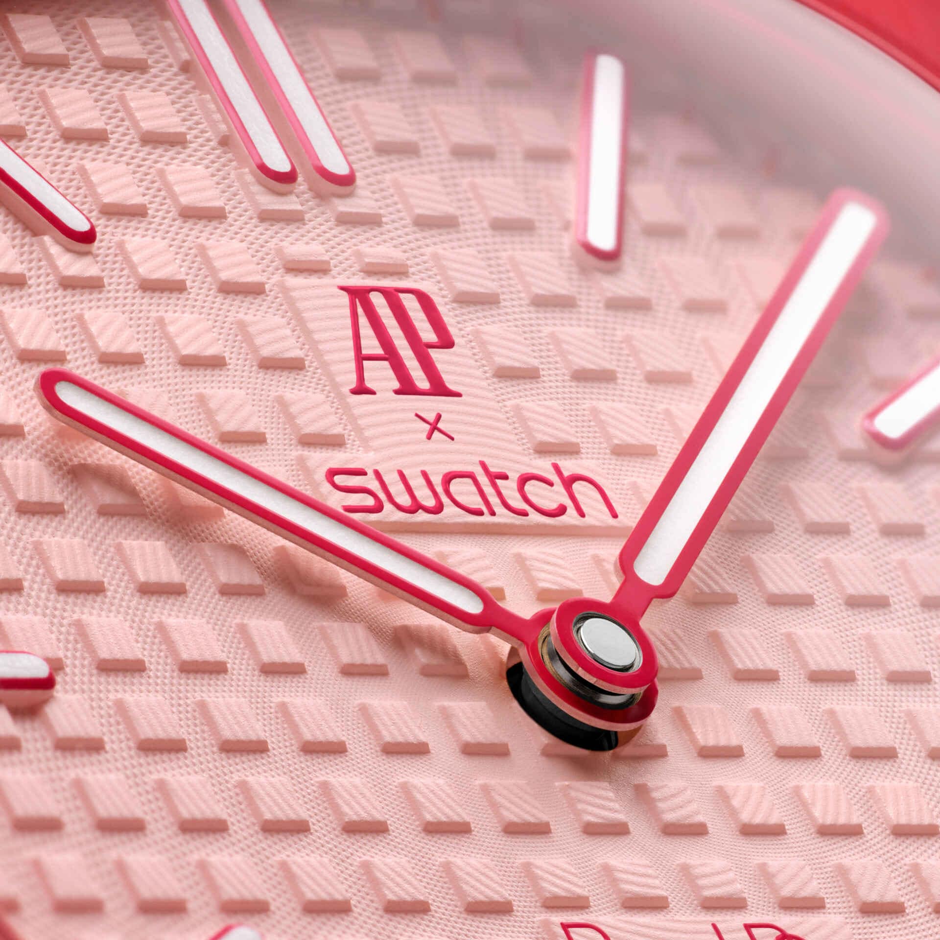AP SWATC_H X ROYAL POP OTTO ROSSO