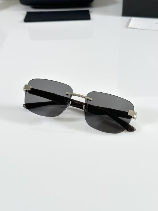 MAYBAC_H X MAYBAHE SILVER BLACK