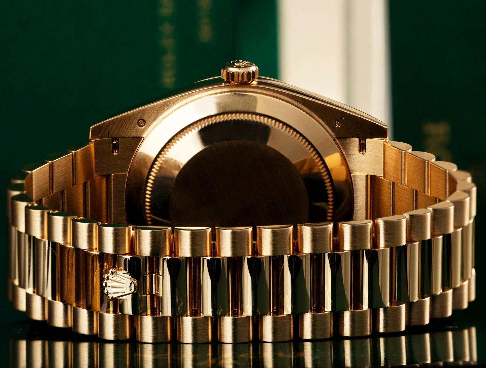 ROLE_X OYSTER PERPETUAL DAY DATE 40 GOLD GREEN ROMAN DIAL