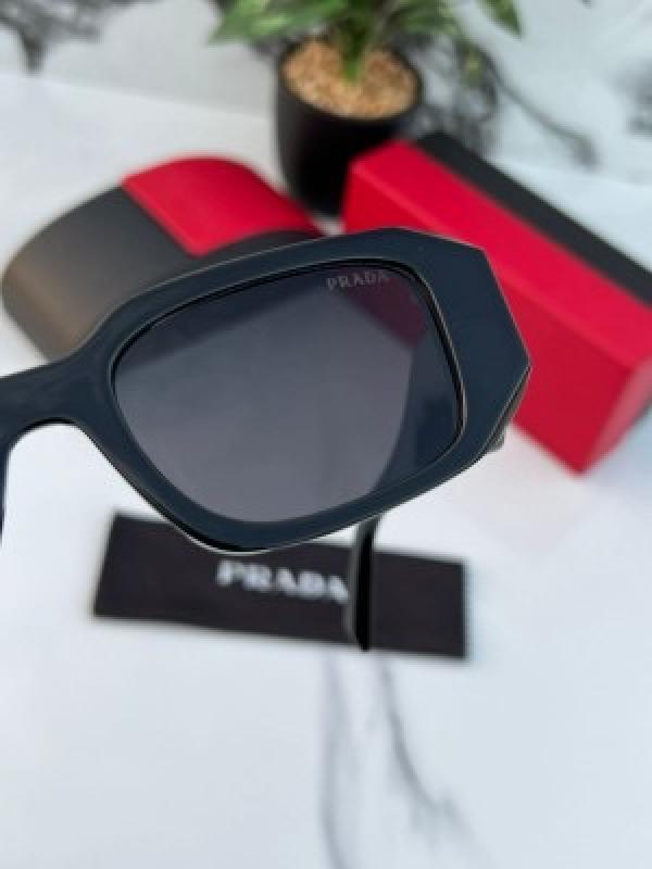 PRAD_A BLACK