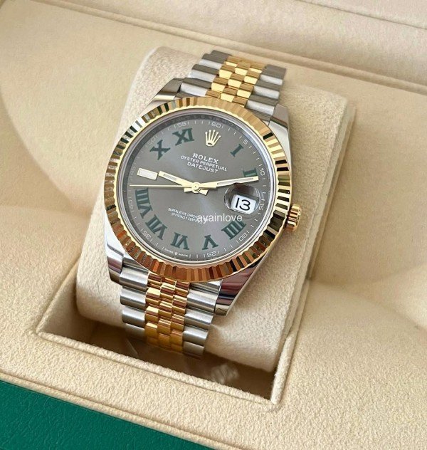 Role_x Oyster perpetual Date Just Automatic